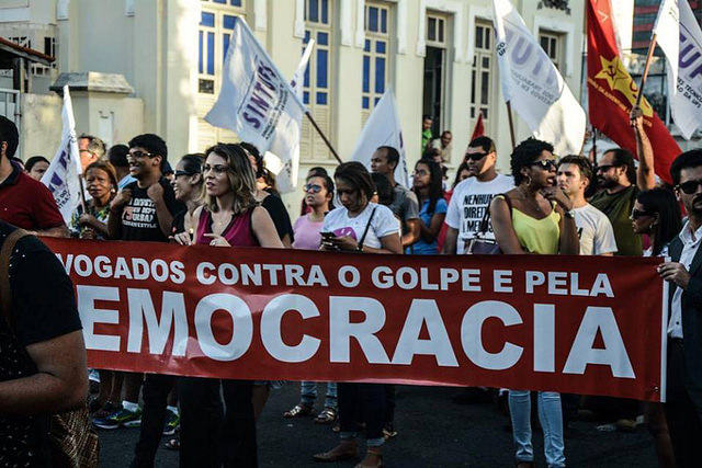 Com mais de mil escolas ocupadas, movimento de secundaristas não para de crescer